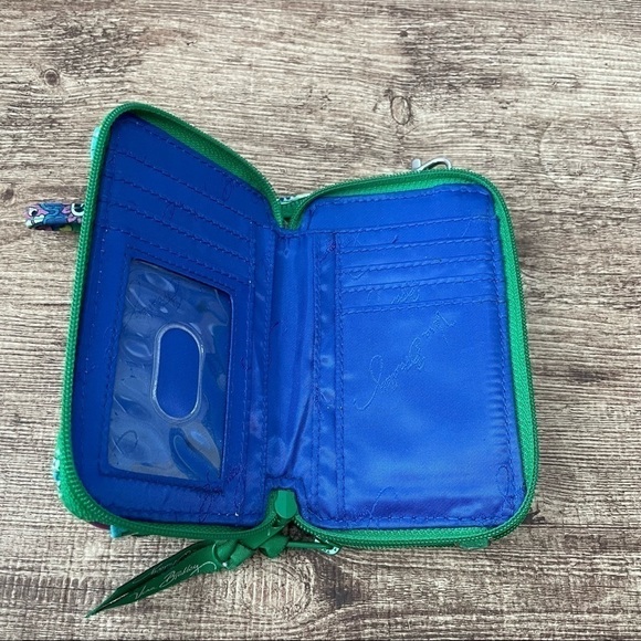 Vera Bradley Quilted Green Print Wallet/Card Holder - Picture 3 of 4